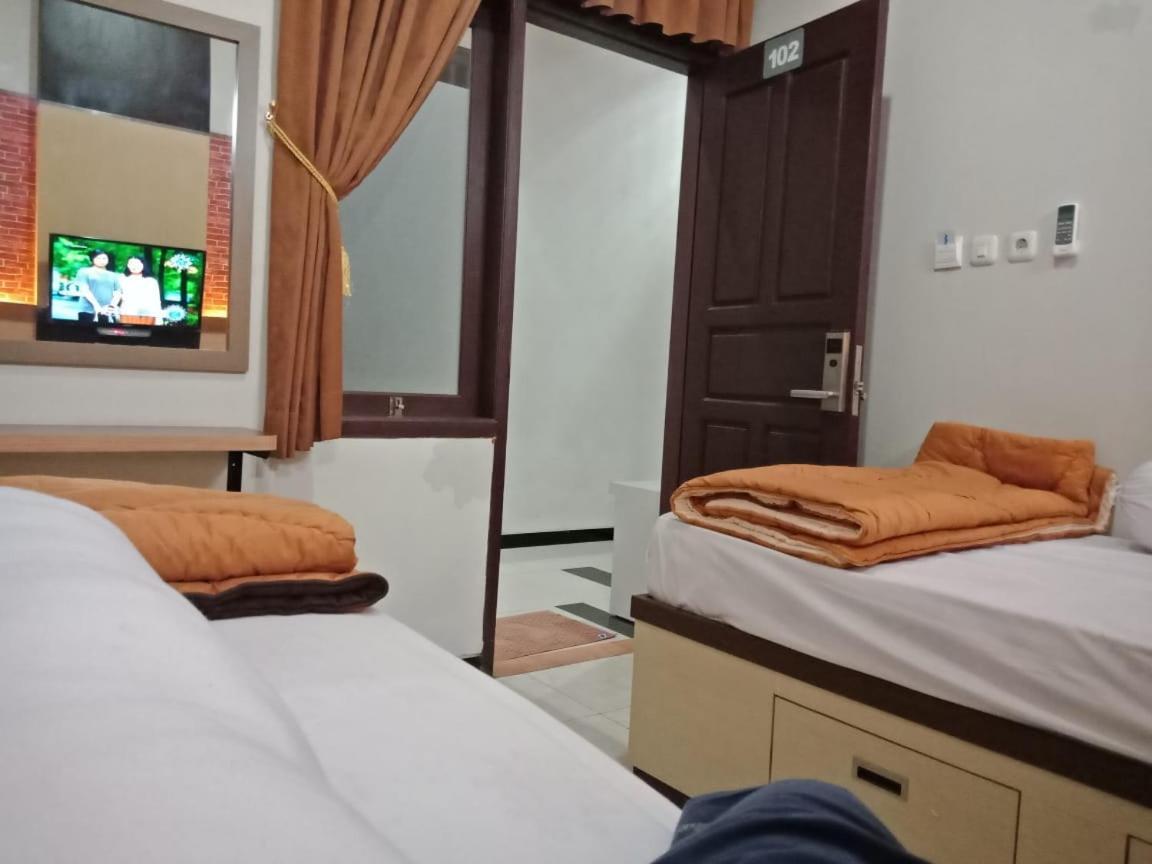 Amaya Guest House Syariah Alastuwo Ngoại thất bức ảnh